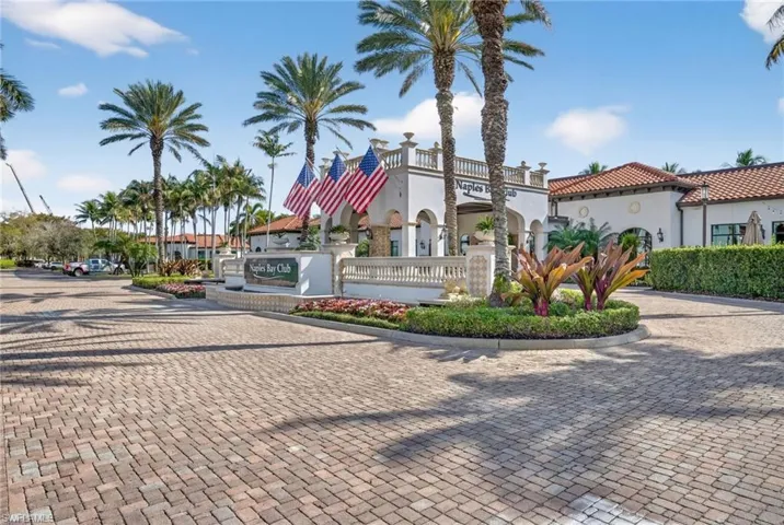 1540 5th Ave S D305, Naples, Florida 34102