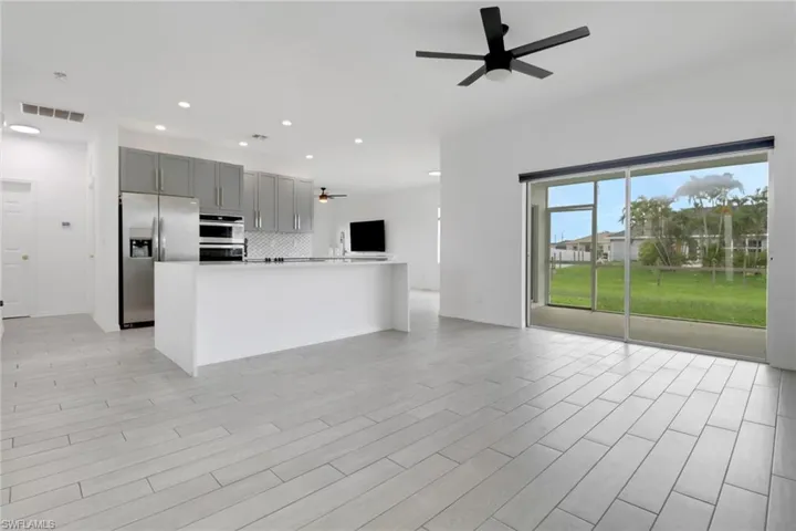 1022  Nelson N RD, Cape Coral, FL 33993