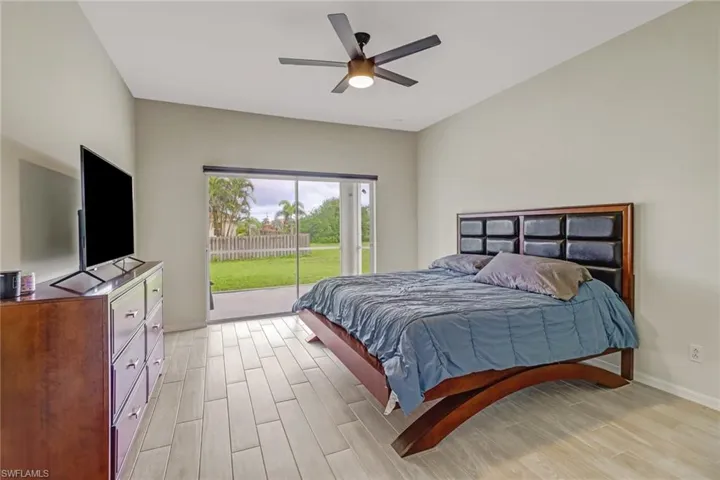 1022  Nelson N RD, Cape Coral, FL 33993