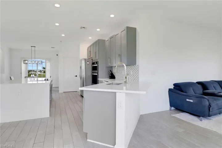 1022  Nelson N RD, Cape Coral, FL 33993