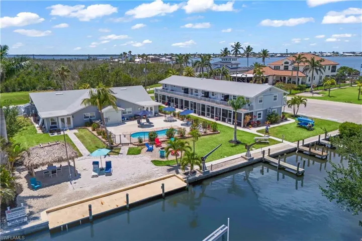 12200/12210  Shoreview  DR, Cape Coral, FL 33993