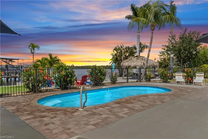 12200/12210  Shoreview  DR, Cape Coral, FL 33993