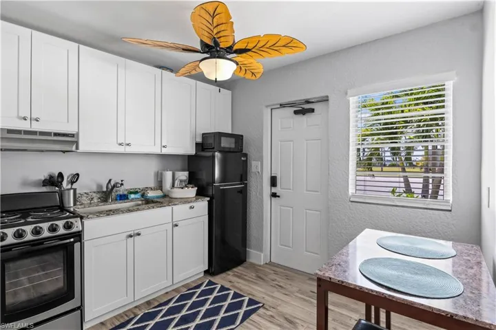 12200/12210  Shoreview  DR, Cape Coral, FL 33993