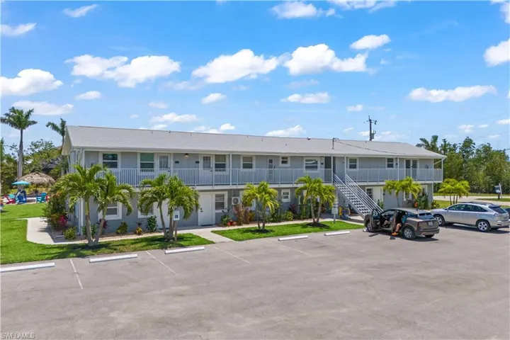 12200/12210  Shoreview  DR, Cape Coral, FL 33993