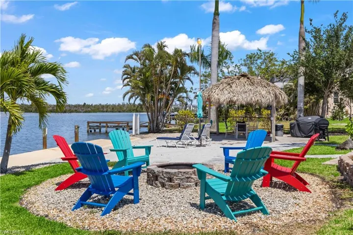 12200/12210  Shoreview  DR, Cape Coral, FL 33993