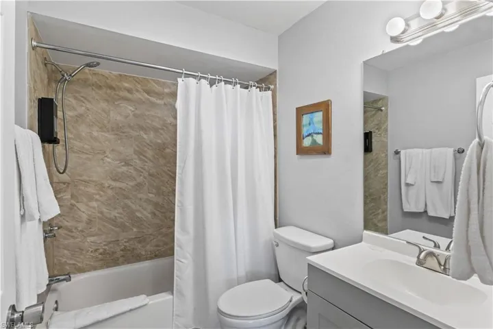 12200/12210  Shoreview  DR, Cape Coral, FL 33993
