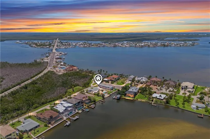 12200/12210  Shoreview  DR, Cape Coral, FL 33993
