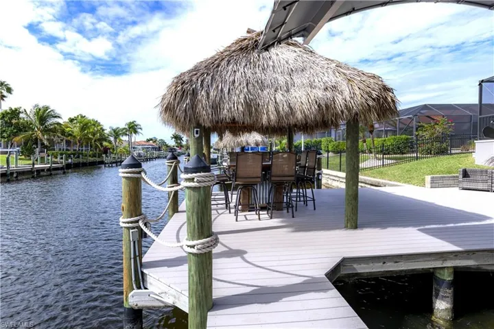 Your tropical oasis awaits!
