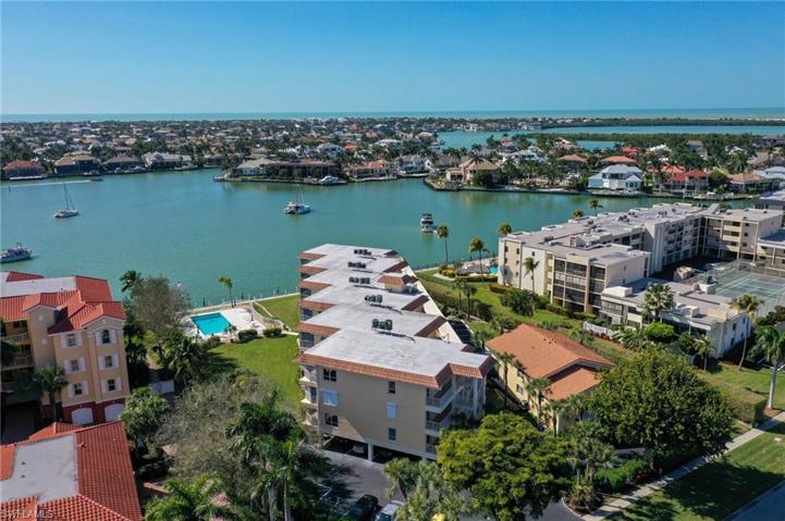 816 W Elkcam CIR # 301, MARCO ISLAND FL 34145