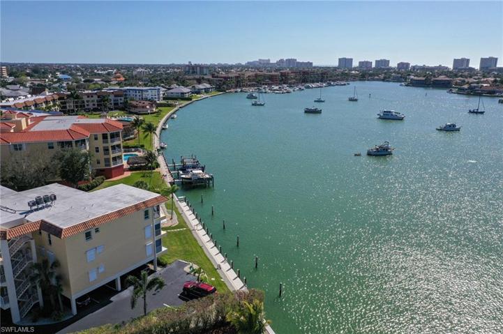 816 W Elkcam CIR # 301, MARCO ISLAND FL 34145