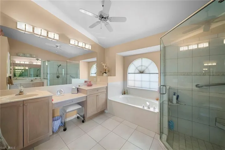 3971 Spring Garden Ln, Estero, Florida 33928
