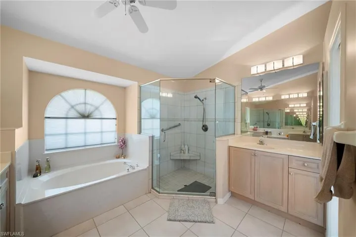 3971 Spring Garden Ln, Estero, Florida 33928