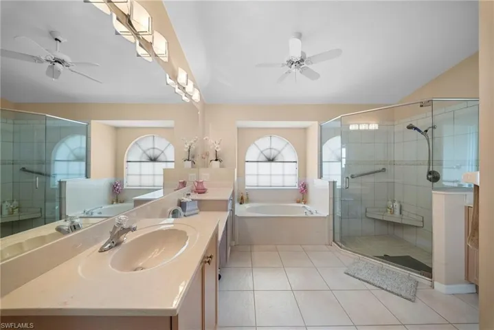 3971 Spring Garden Ln, Estero, Florida 33928