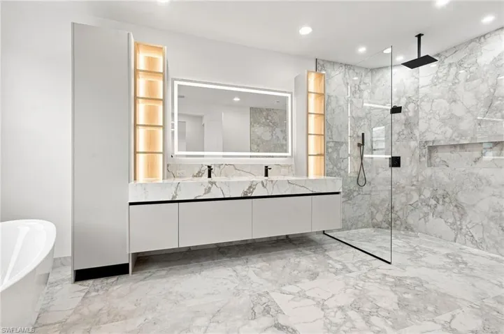 20419 Fair Oak Ln, Estero, Florida 33928