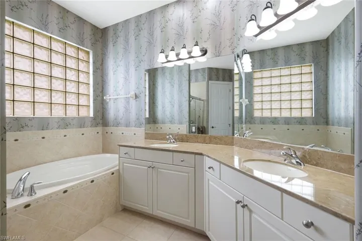 28201 L Burton Fletcher Ct, Bonita Springs, Florida 34135