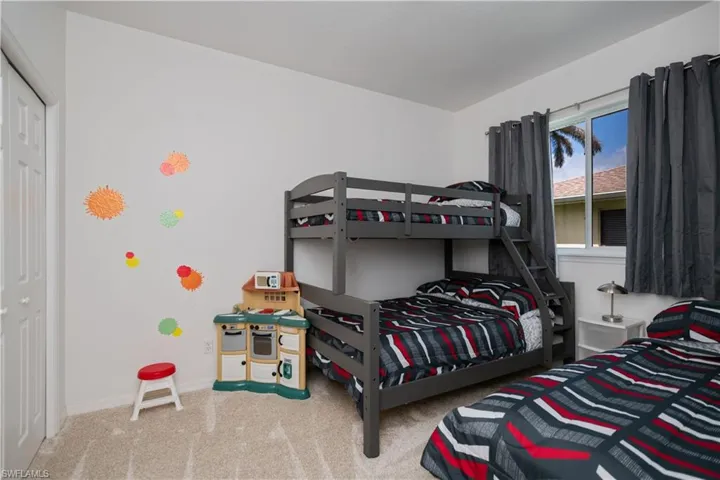 1518 Se 11th Pl, Cape Coral Fl 33990