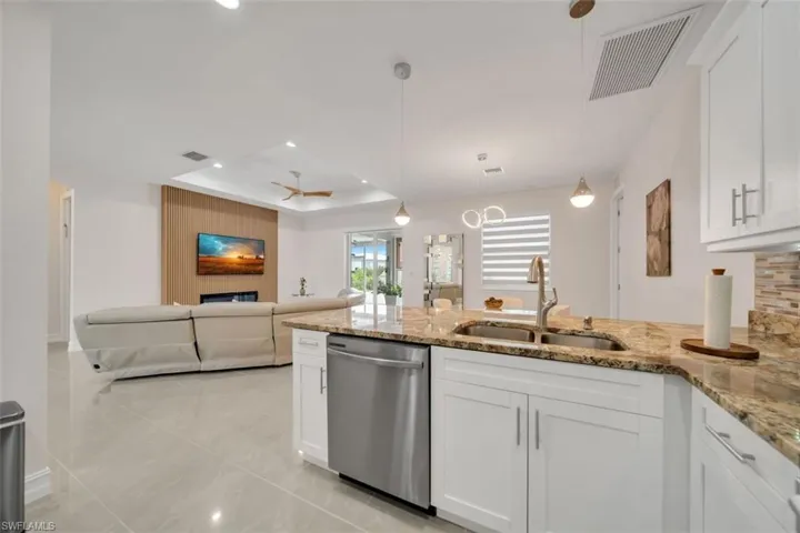 60 Floyd Ave S, Lehigh Acres, Florida 33976