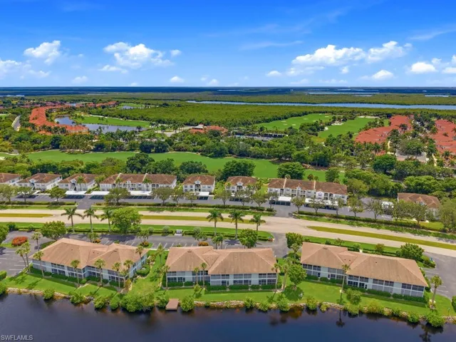 1025 Mainsail Dr 203, Naples, Florida 34114