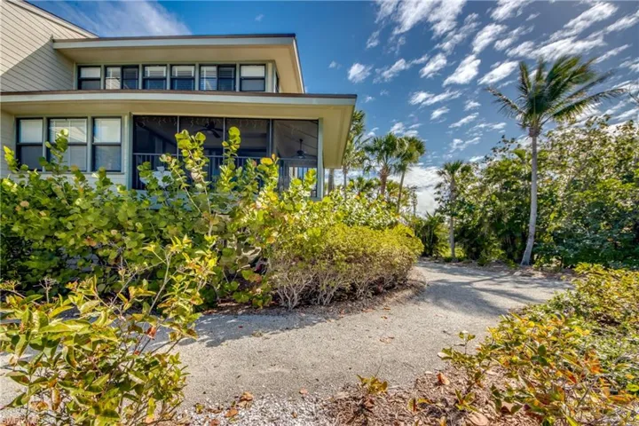 End unit overlooking the south pool and Jug Creek