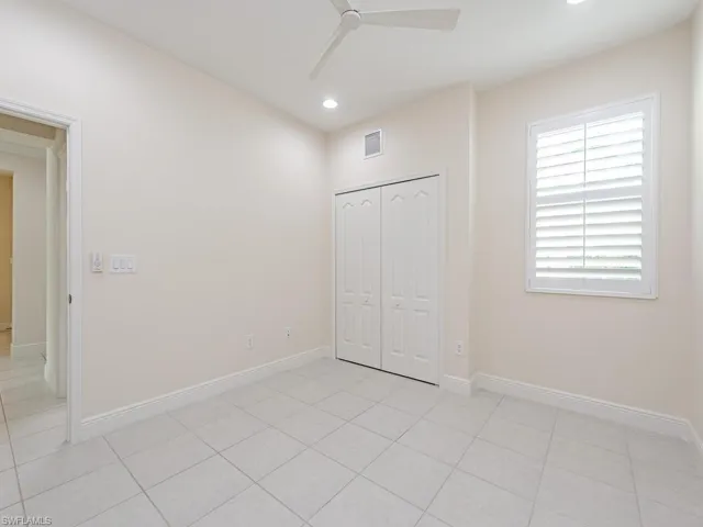 6960 Avalon Cir 803, Naples, Florida 34112