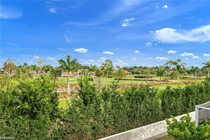 View of yardGolf Course View