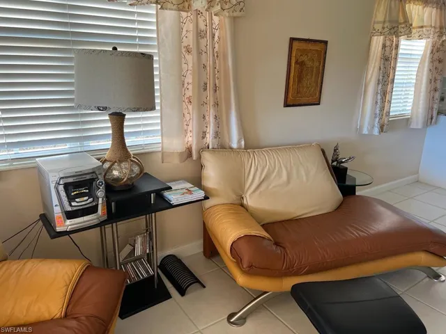 3013  Futuna  LN, Naples, FL 34119