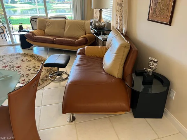 3013  Futuna  LN, Naples, FL 34119