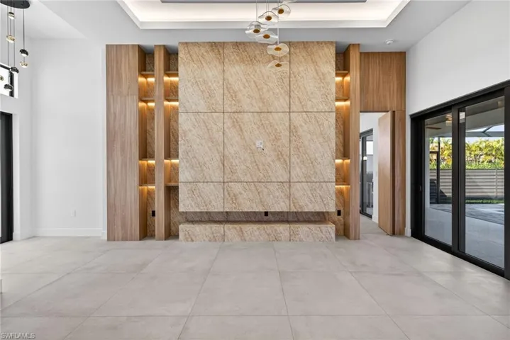 Lobby with a high ceiling