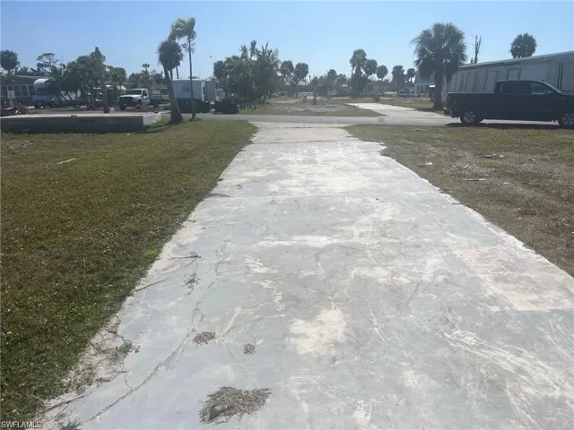 13670  Knot  DR, Fort Myers, FL 33908