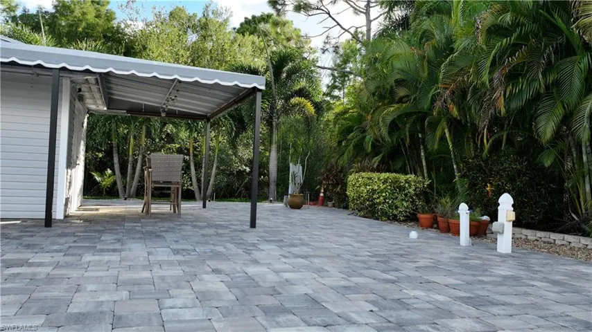 5846 Burrwood Ct, Fort Myers, Florida 33905