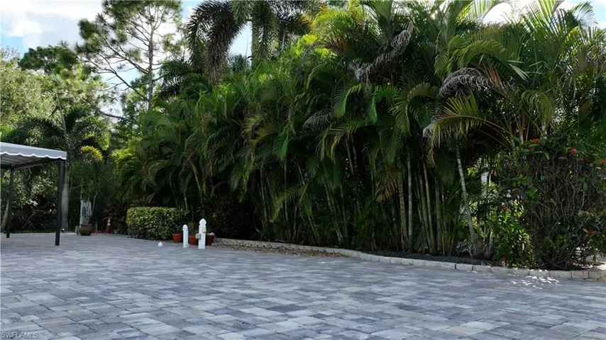 5846 Burrwood Ct, Fort Myers, Florida 33905