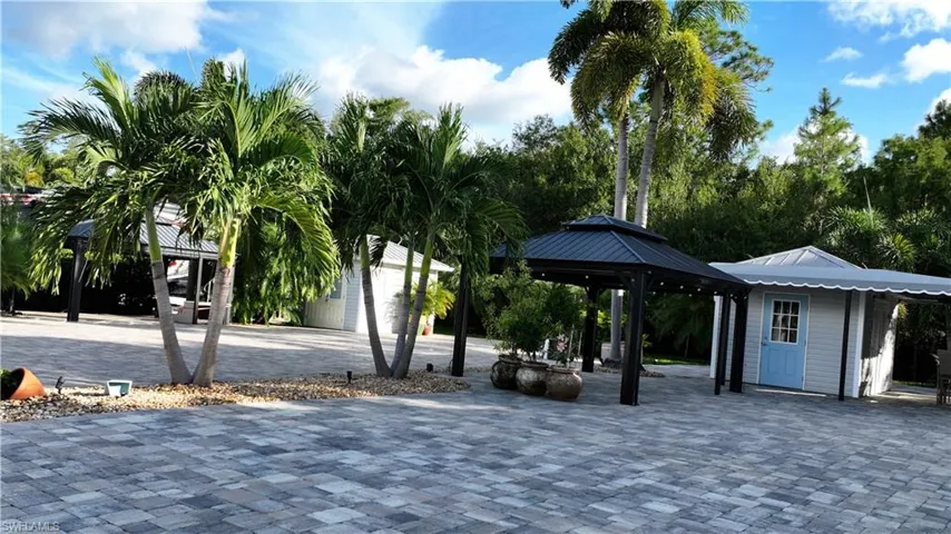 5846 Burrwood Ct, Fort Myers, Florida 33905