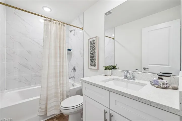 307 NW 9th  ST, Cape Coral, FL 33993