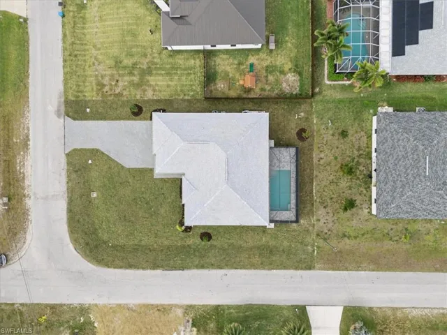 307 NW 9th  ST, Cape Coral, FL 33993