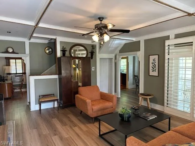 2579 2nd St, Fort Myers, Florida 33901