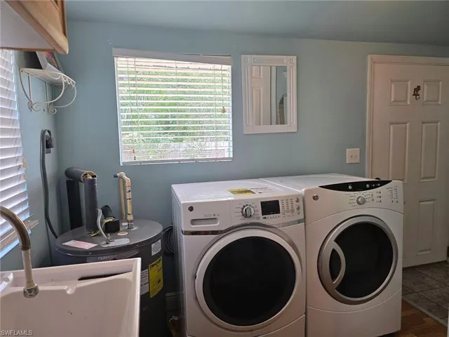2579 2nd St, Fort Myers, Florida 33901