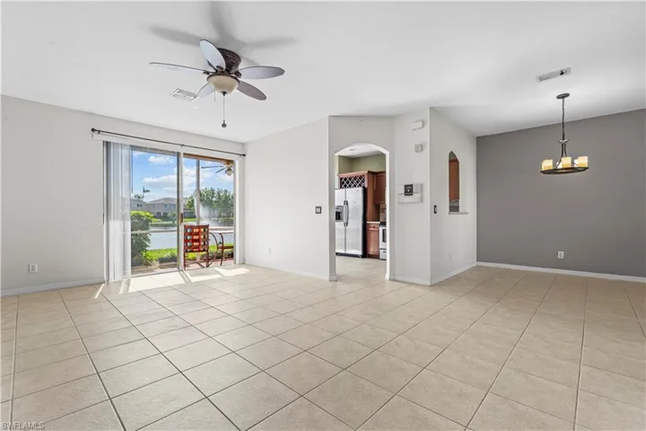 9808  Roundstone  CIR, Fort Myers, FL 33967