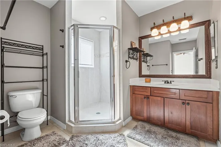 9808 Roundstone Cir, Fort Myers, Florida 33967