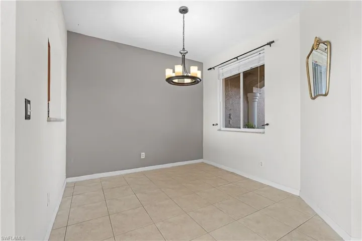 9808  Roundstone  CIR, Fort Myers, FL 33967