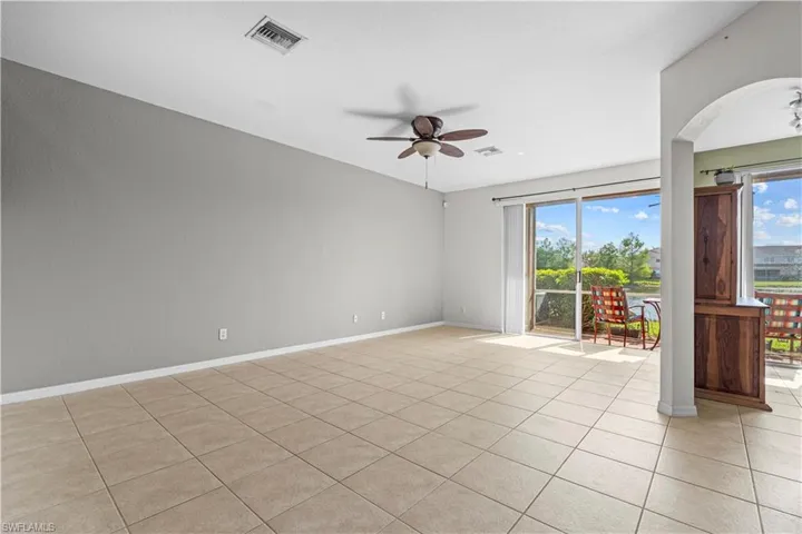 9808 Roundstone Cir, Fort Myers, Florida 33967