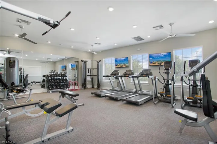 15100 Wildflower Cir, Naples, Florida 34119