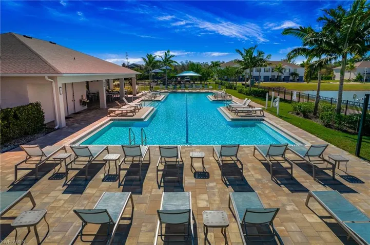 15100 Wildflower Cir, Naples, Florida 34119