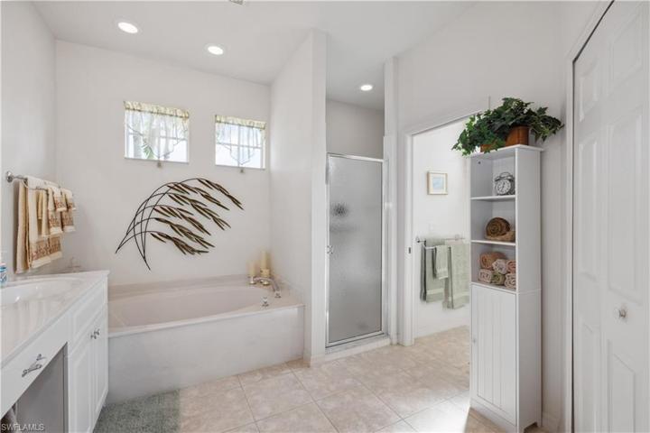20683  Dennisport  LN, NORTH FORT MYERS, FL 33917