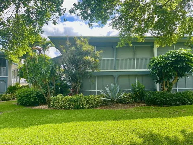 3300 Binnacle Dr 205, Naples, Florida 34103