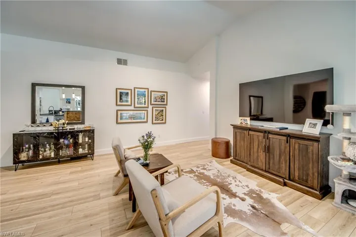 9910 Laketree Ct, Fort Myers, Florida 33967