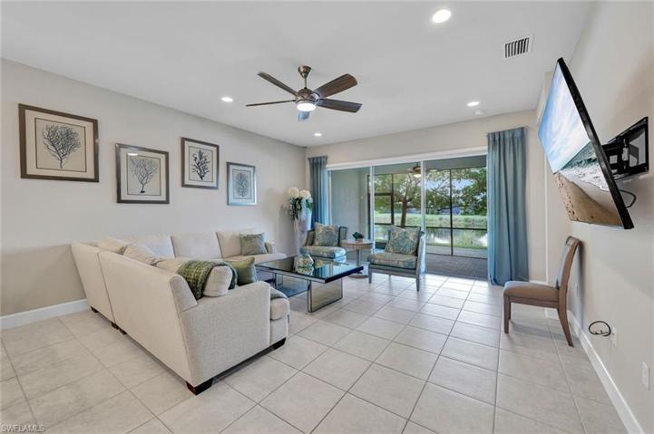 Beautiful high ceilings