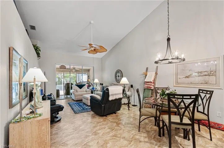 5510 Greenwood Cir 3, Naples, Florida 34112