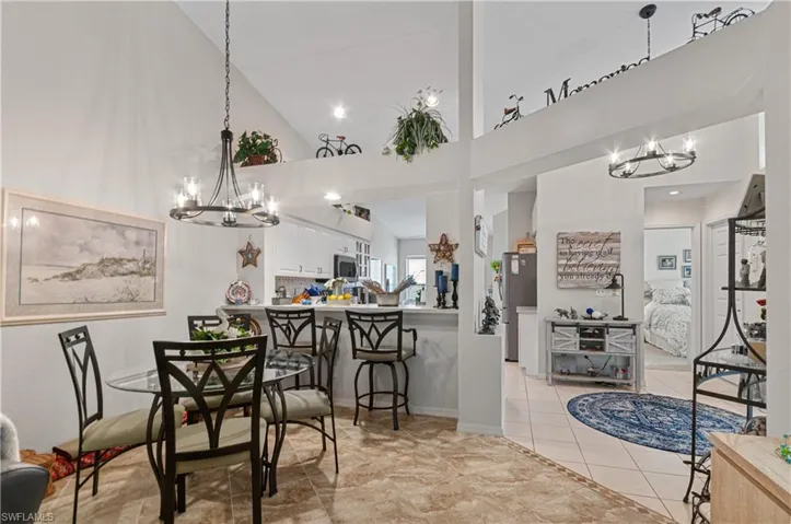 5510 Greenwood Cir 3, Naples, Florida 34112