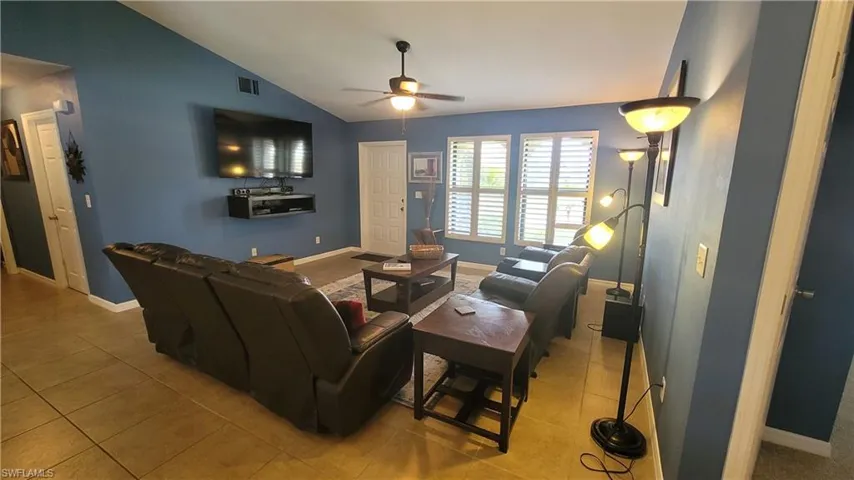 1929 NE 2nd  TER, Cape Coral, FL 33909