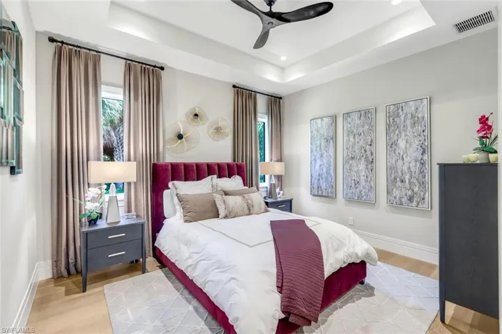 Guest bedroom